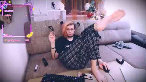 Felix online show from 11/29/25, 08:28