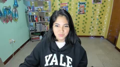 Mia  Wednesday to Sunday 730 am to 1030 am Colombian Hour D online show from 01/18/25, 08:10