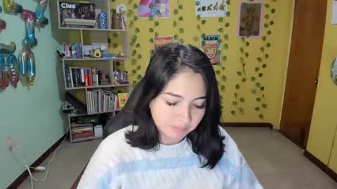 Mia  Wednesday to Sunday 730 am to 1030 am Colombian Hour D online show from 02/21/25, 07:34