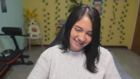 Mia  Wednesday to Sunday 730 am to 1030 am Colombian Hour D online show from 01/12/26, 12:38