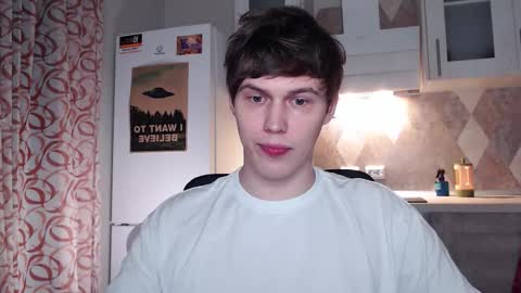 Snapshot of littlesadcabbage chatting on 01/10/26, 12:45 Sonnenschein online show from 01/10/26, 12:45