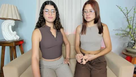 - Eileen - Izzy - Stiven online show from 04/04/26, 04:26