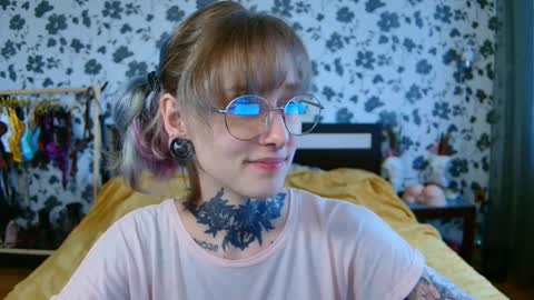Niki  free tg channel with some photos gifs and info about streams  online show from 09/21/25, 10:06