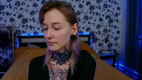 Niki  free tg channel with some photos gifs and info about streams  online show from 10/21/25, 06:19