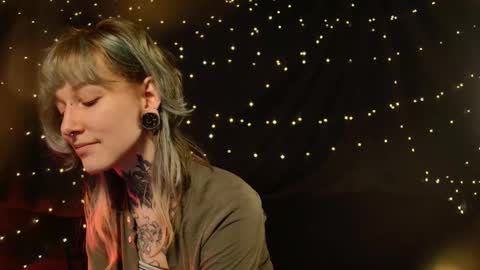 Niki  free tg channel with some photos gifs and info about streams  online show from 01/14/26, 12:44