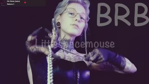 Niki  free tg channel with some photos gifs and info about streams  online show from 04/17/26, 11:46