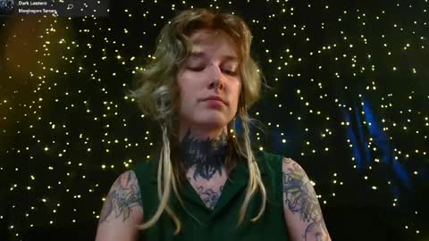 Niki  free tg channel with some photos gifs and info about streams  online show from 05/03/26, 01:17