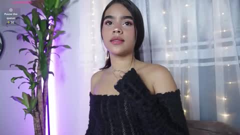 littletammy_ online show from 09/26/25, 01:15