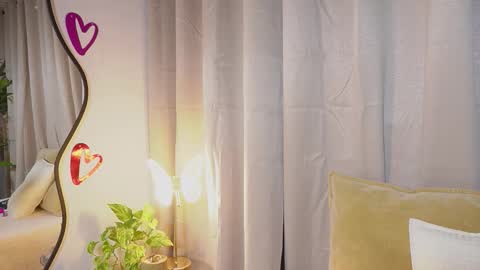 littletammy_ online show from 01/06/26, 02:54