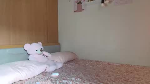 Maya online show from 04/28/26, 12:31