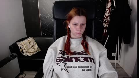 Snapshot of littleviki_ chatting on 01/15/25, 06:22 Viki online show from 01/15/25, 06:22