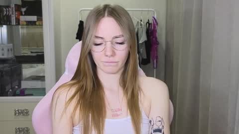 Eliana online show from 02/02/25, 10:24