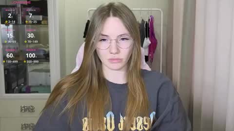 Eliana online show from 02/28/25, 11:03