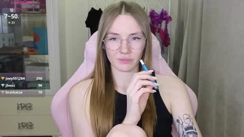 Eliana online show from 03/08/25, 03:13