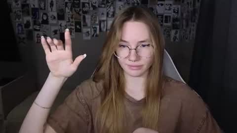 Eliana online show from 06/09/26, 07:42