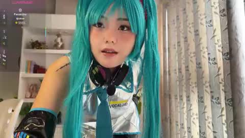 nana online show from 10/20/25, 06:58