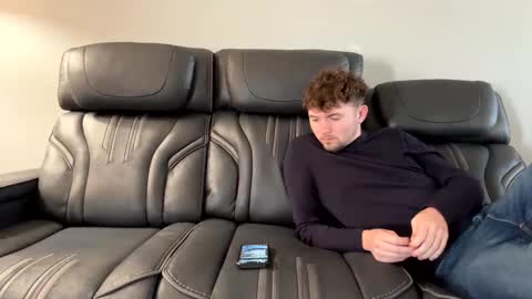 Snapshot of livenull chatting on 02/01/26, 08:51 Jay online show from 02/01/26, 08:51