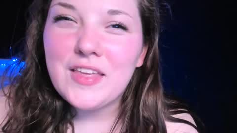 Snapshot of livinsubspace chatting on 02/27/25, 05:56 Liv online show from 02/27/25, 05:56