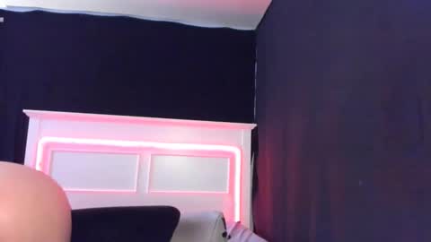 Liv online show from 05/28/26, 02:31