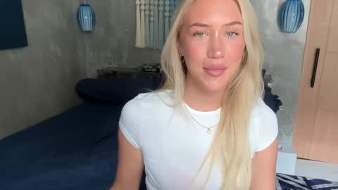 olivia online show from 02/26/26, 03:27