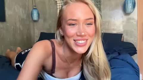 olivia online show from 03/05/26, 03:13