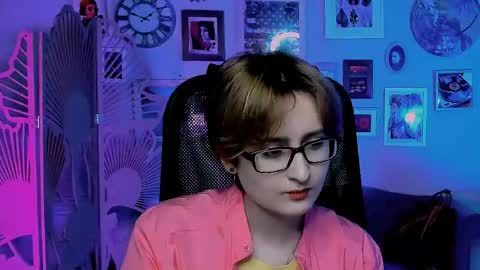 LixeLuna online show from 05/11/26, 06:19