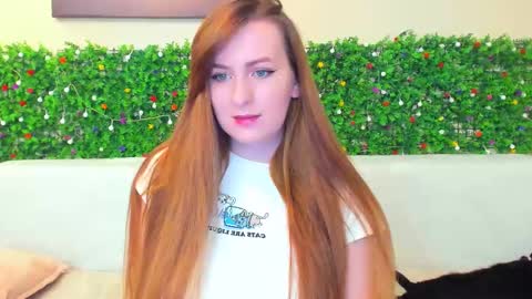 Snapshot of liya_gorgeous chatting on 12/12/24, 02:00 liya_gorgeous online show from 12/12/24, 02:00