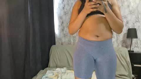 Snapshot of liyahlexi chatting on 01/16/26, 06:45 LiyahLexi online show from 01/16/26, 06:45