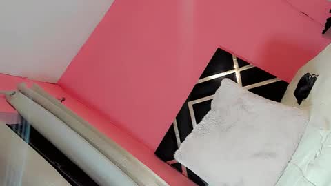 Snapshot of liyenpain01 chatting on 04/11/26, 03:11 liyenpain01 online show from 04/11/26, 03:11