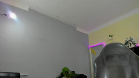 LIZ online show from 01/06/25, 11:31