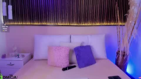 Snapshot of liz_grey_ chatting on 07/23/26, 01:58 online show from 07/23/26, 01:58