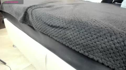 Liz  online show from 01/22/25, 10:07