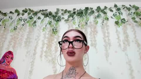 Liz Luna online show from 06/01/26, 04:03