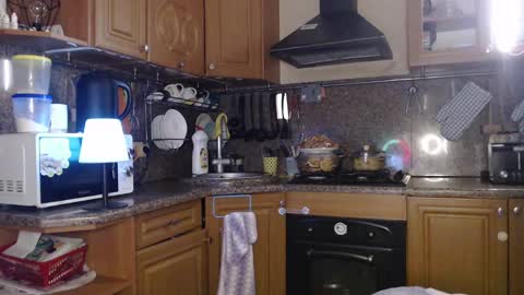 Snapshot of lizacakes chatting on 02/27/25, 05:36 LizaCakes online show from 02/27/25, 05:36