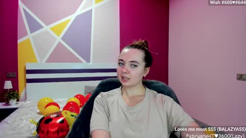 Girl next door online show from 02/10/25, 03:32