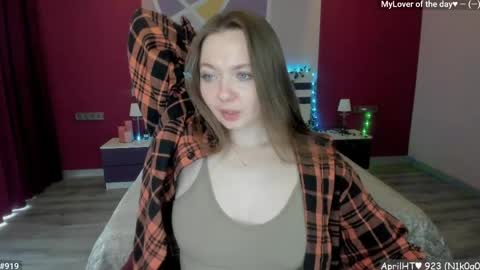 Girl next door online show from 04/17/26, 11:46