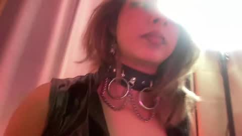 Lizeth online show from 05/23/26, 04:39