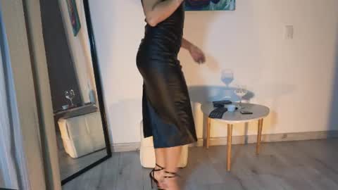 Lizeth online show from 07/26/26, 05:04