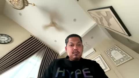 Snapshot of lizawati chatting on 10/11/25, 10:47 amysolo30 online show from 10/11/25, 10:47