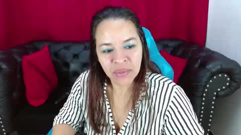 L I Z  E T H   online show from 04/01/26, 08:37