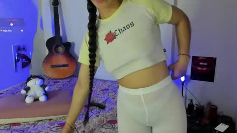 lizeth online show from 09/16/25, 12:44