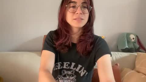 Snapshot of lizmreow chatting on 07/07/26, 08:13 Liselle online show from 07/07/26, 08:13