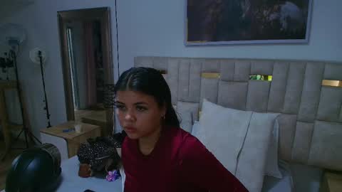 Lizz  online show from 11/13/25, 12:04