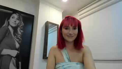 Snapshot of lizzdoux chatting on 10/18/25, 02:25 lizzdoux online show from 10/18/25, 02:25