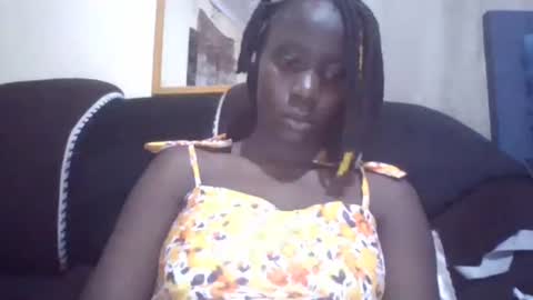 lizzie2020 online show from 06/26/26, 09:19