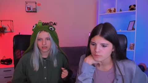 lizzie_boom online show from 11/07/25, 08:09