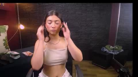 Lizzie online show from 09/26/25, 01:59