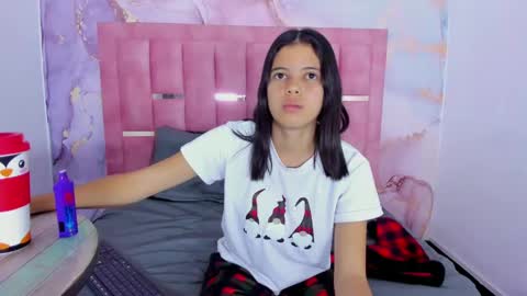 Snapshot of lizzmartin chatting on 12/07/24, 09:44 Sweet Lizz online show from 12/07/24, 09:44