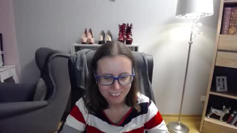 Lizzy online show from 10/10/25, 04:55