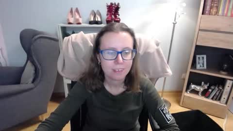 Lizzy online show from 10/14/25, 04:24